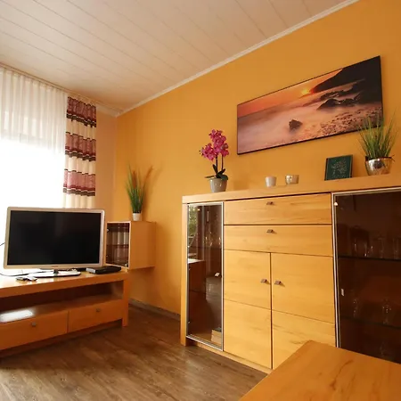 Cozy Terraced House Near The Holiday home *